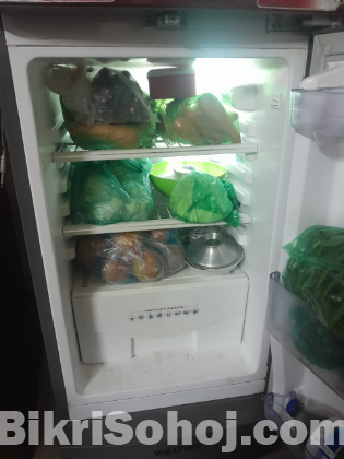 Walton Fridge বিক্রি করা হবে